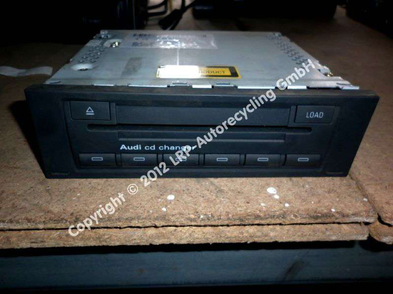 Audi A3 8P original CD Wechsler 8E0035111 CXCA1090L PANASONIC BJ2003